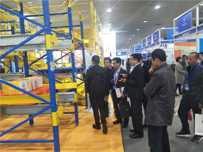 穿梭式貨架產(chǎn)品